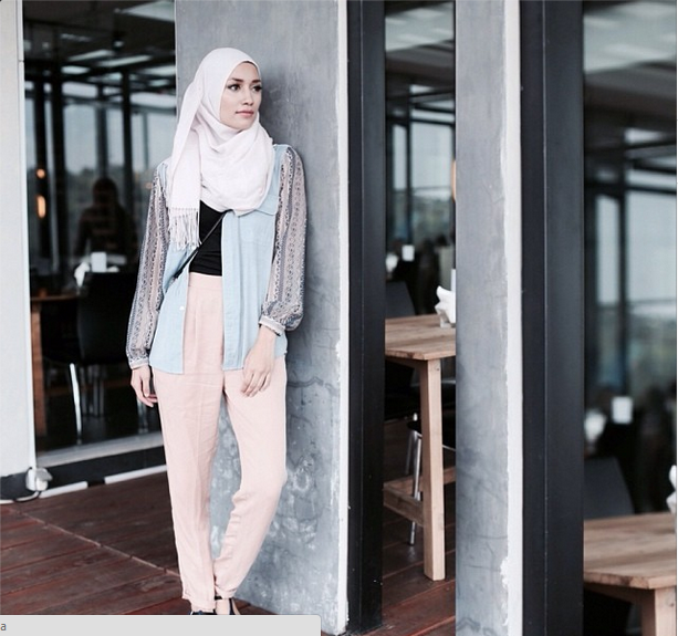 Ditolak Kuliah di Luar Negeri karena Berhijab