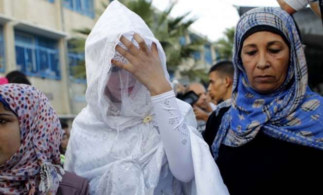 Mengharukan, Warga Gaza Nikah Massal di Pengungsian