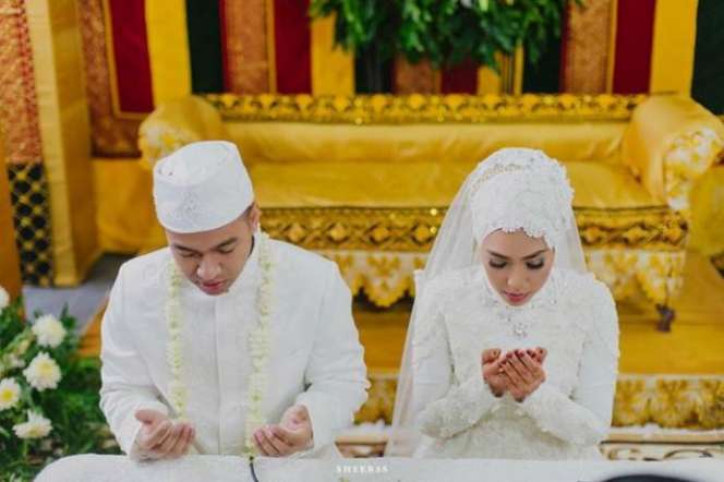 Foto Pernikahan Muslim dalam `Balutan` Adat Batak