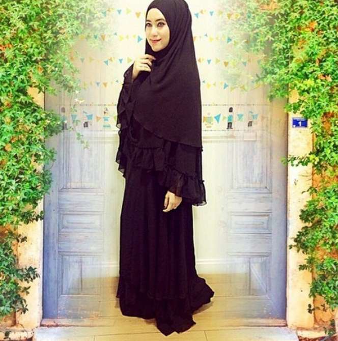 Tetap Bergaya dengan Hijab Syar`i