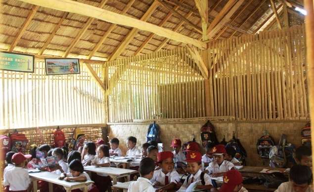 Miris, Sekolah SD di Banten Mirip Kandang Ternak