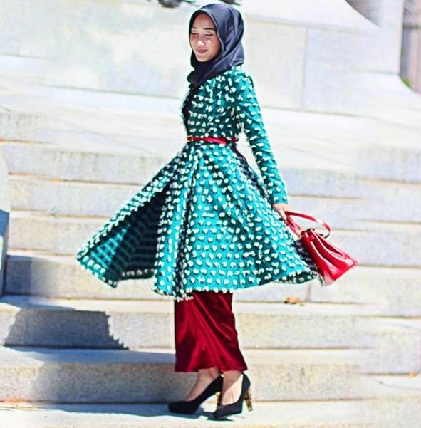 Gaya Hijab Keren Dian Pelangi di Amerika