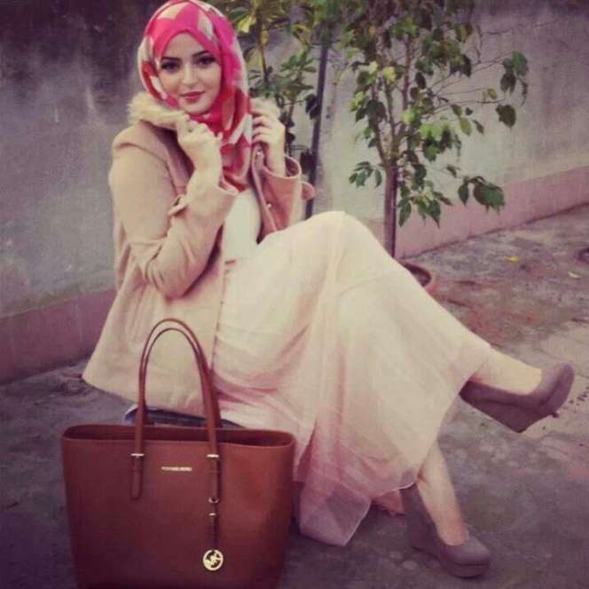 Mode Tren Fashion Hijab `Nude`