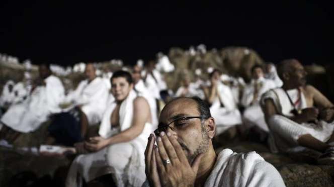 Lantunan Doa Jutaan Jamaah Haji di Arafah