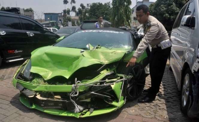Lamborghini Rp 7 Miliar Hotman Paris Ringsek
