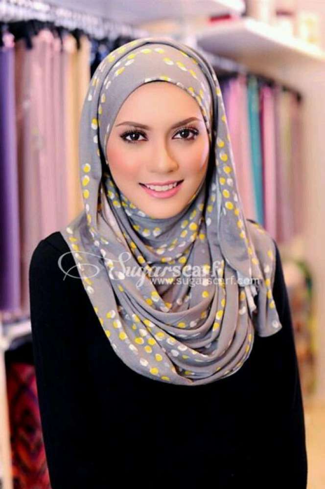Hijab Polkadot `Attack`!