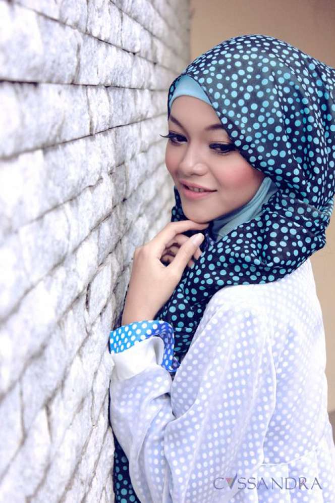 Hijab Polkadot `Attack`!