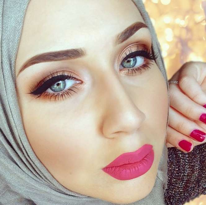 Gaya Hijab Keren Fashionista New York