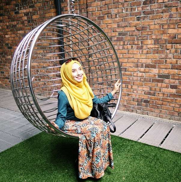 Cantiknya `Selebgram` Hijab Mya Zulkifli