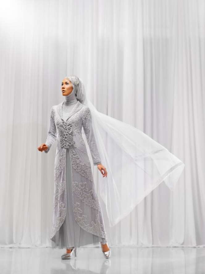 Gaun Pengantin Mewah Besutan Irna Mutiara