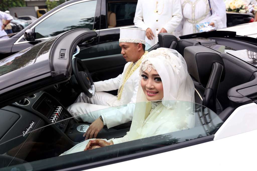 Lamborghini, Tunggangan Nuri Maulida usai Menikah