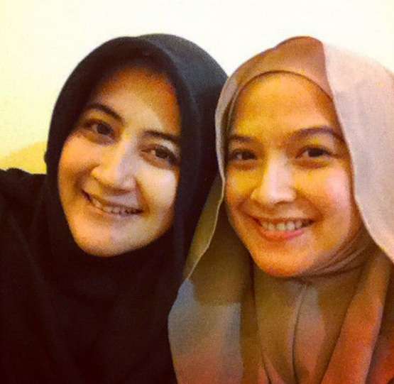Mantan Model Playboy Indonesia Mantap Berhijab, Makin Cantik?