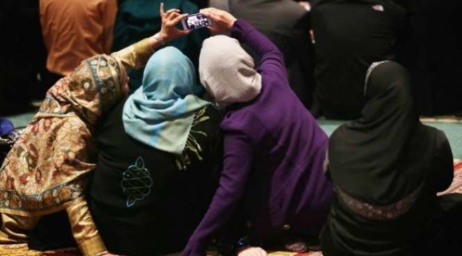 Begini Suasana Muslim AS Salat di Gereja Katedral Washington