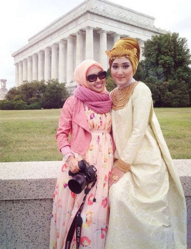 Fesyen Muslim si Fotografer Berhijab Afida Sukma