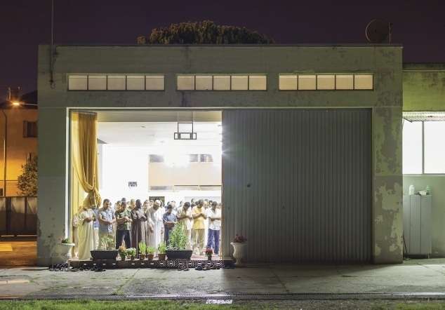 Khusyuknya Salat di `Masjid Darurat`