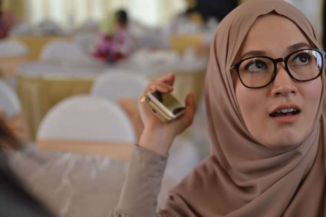 Lyra Virna Tambah Cantik Berhijab Syar`i