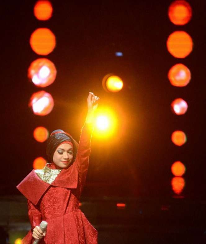 Hijaber `Gangsta` Juara Rising Star