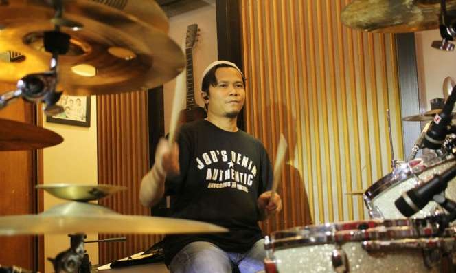 Potret Reza `NOAH` Dalami Islam