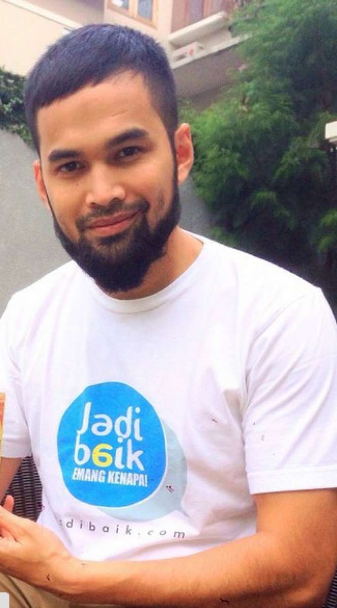 Transformasi Gaya Teuku Wisnu, Dari Gaul Kini Islami