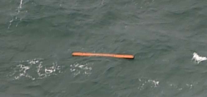 Foto Serpihan Diduga Milik AirAsia QZ8501 Ditemukan
