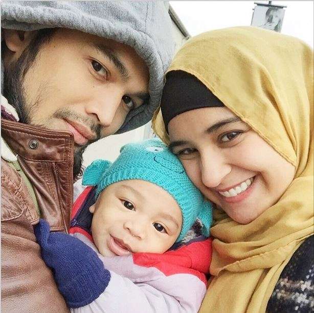 `Pose Gemas` Adam, Putra Teuku Wisnu-Shireen Sungkar