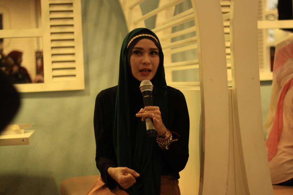 Berbagi Ilmu dan Ceria di `Cantik Bareng Dream`