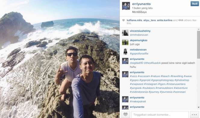 Foto-foto `Bernyali` Mahasiswa yang Jatuh ke Kawah Merapi