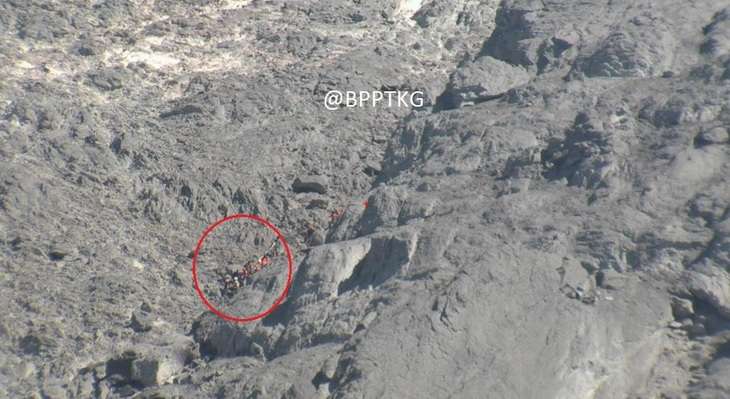 Perjuangan Tim SAR Evakuasi Jasad Eri dari Kawah Merapi
