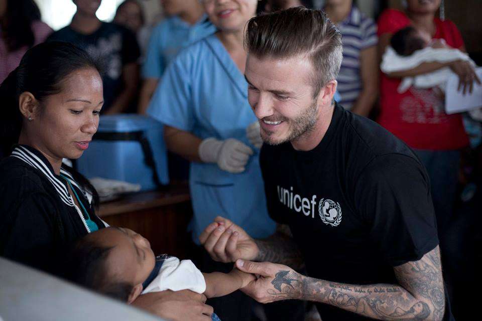 Saat Beckham Hibur Anak-anak Nepal