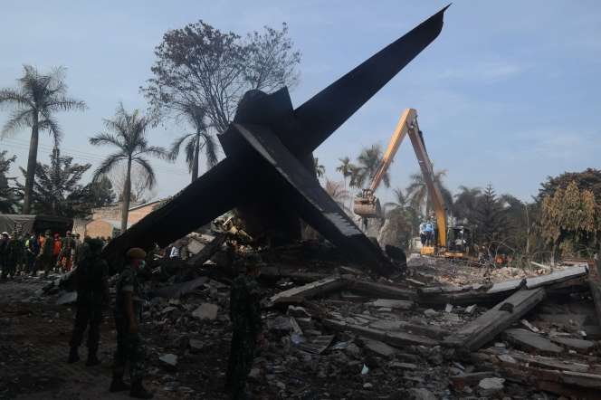 Evakuasi Pesawat Hercules TNI AU, 141 Orang Tewas