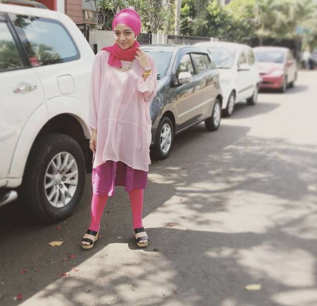 Intip Gaya Busana 10 Fashion Hijab Rayakan Lebaran