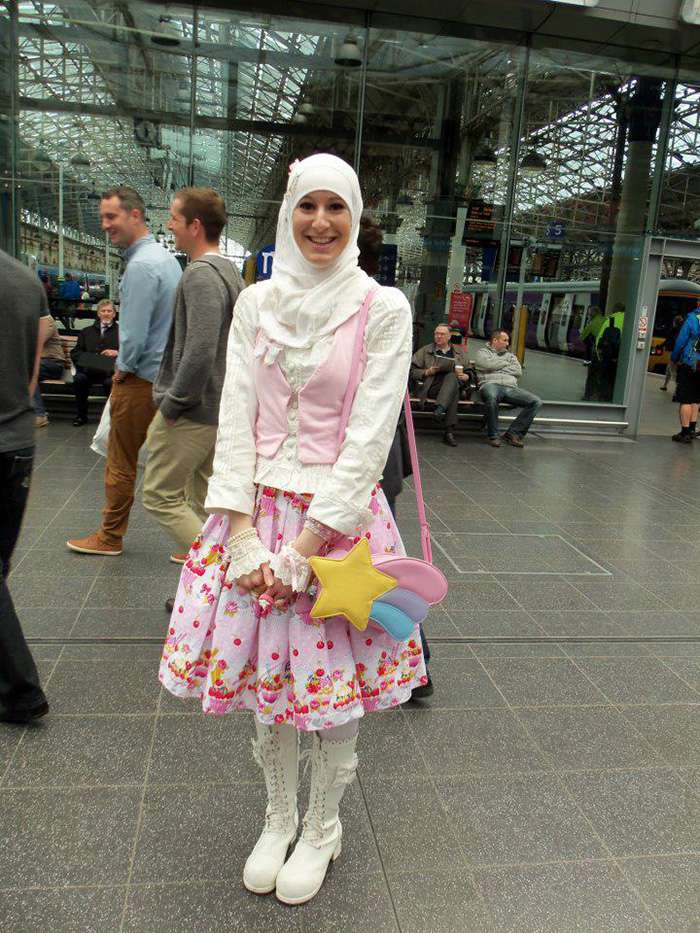 Tren Fesyen Hijab `Cosplay` Negeri Sakura