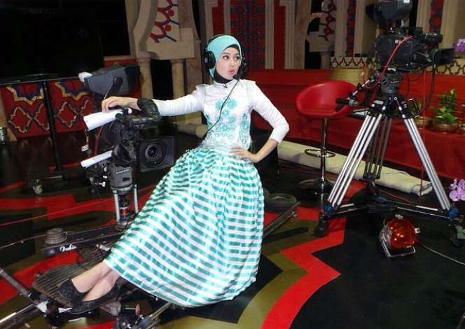 Cantiknya Kimberly Rider Berhijab