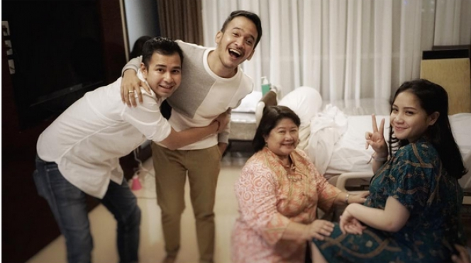 Proses Persalinan Nagita Slavina