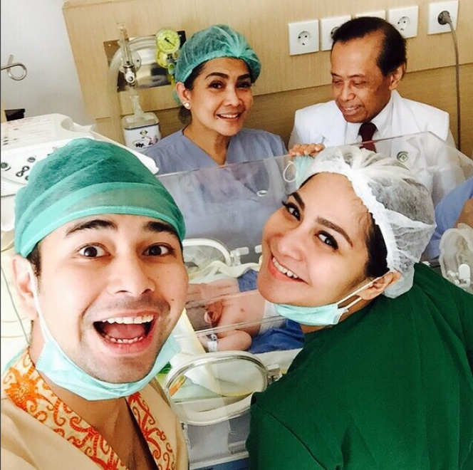 Proses Persalinan Nagita Slavina