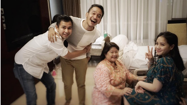 Proses Persalinan Nagita Slavina