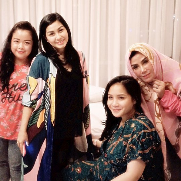 Proses Persalinan Nagita Slavina