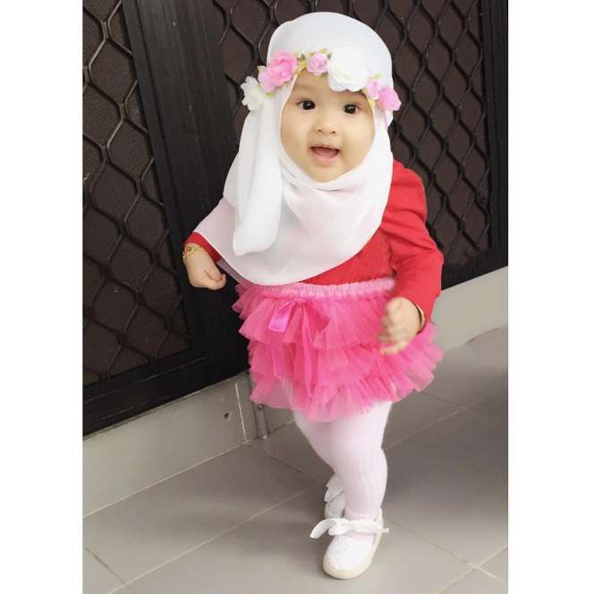 Kia, Selebgram Cilik Bikin Gemas Netizen