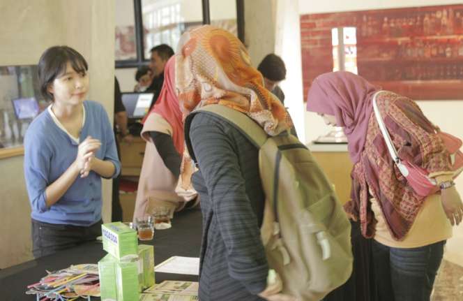 Keakraban Peserta `Traveling` Magasida