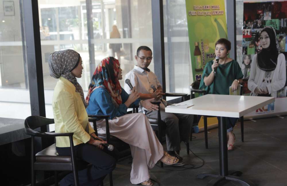 Keakraban Peserta `Traveling` Magasida