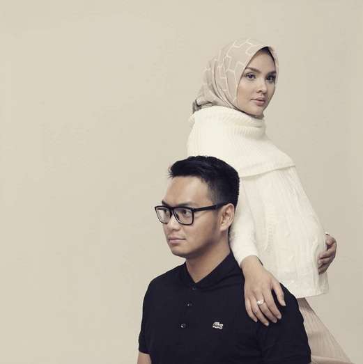 Momen Kebahagiaan Ria Miranda di Kehamilannya
