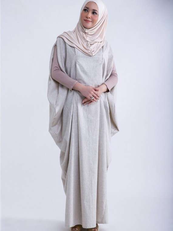 Cantik Elegan, Koleksi Hijab Maia Estianti