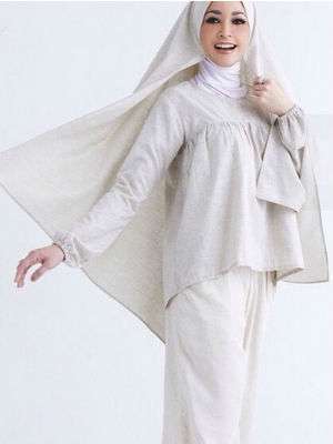 Cantik Elegan, Koleksi Hijab Maia Estianti