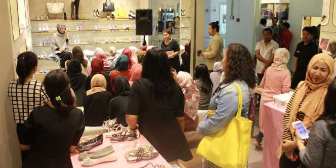 Foto-foto Cerianya 'Hijab Styling' di PrettyFit Bandung