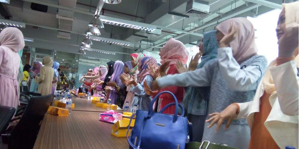 Foto-Foto Kegembiraan Semifinalis Dream Girls 2015