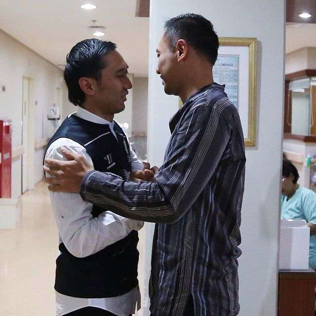 SBY dan Hatta Rajasa Kompak Tunggu Kelahiran Cucu
