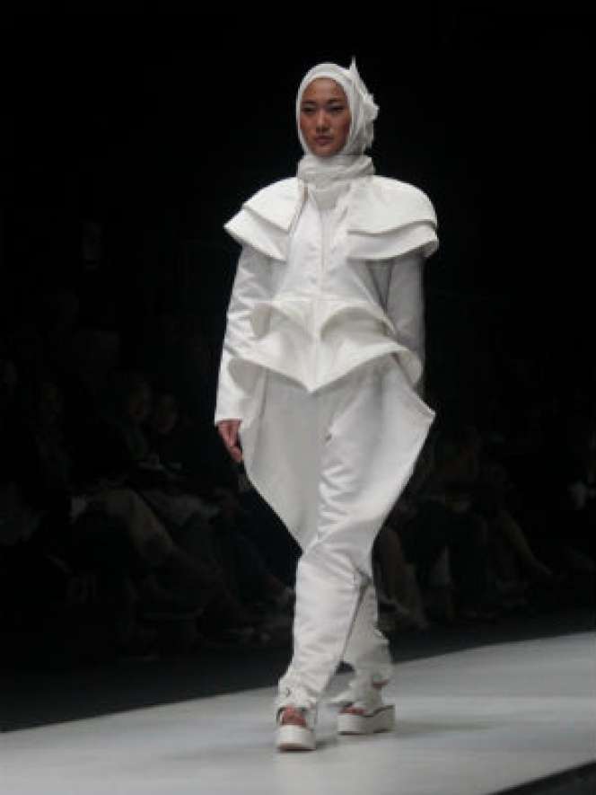 Karya 14 Desainer Hijab di Panggung JFW
