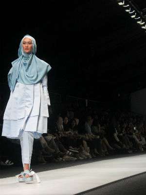 Karya 14 Desainer Hijab di Panggung JFW