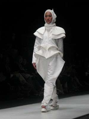 Karya 14 Desainer Hijab di Panggung JFW