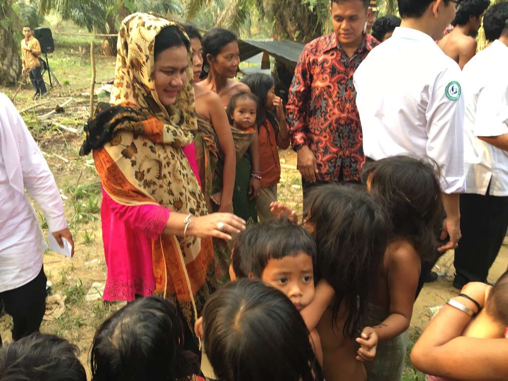 Momen Presiden Jokowi dan `Orang Rimba` Dalam Kamera